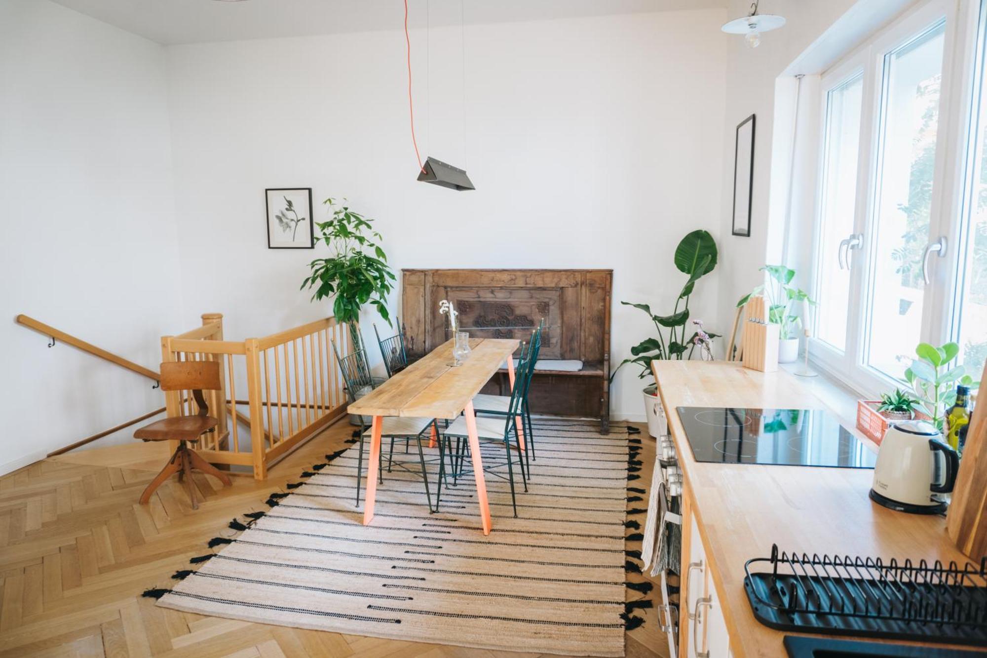 스트라우빙 Raum Life - Vintage Loft - Heimkino Netflix - 2X Privat Parkplaetze 아파트 외부 사진